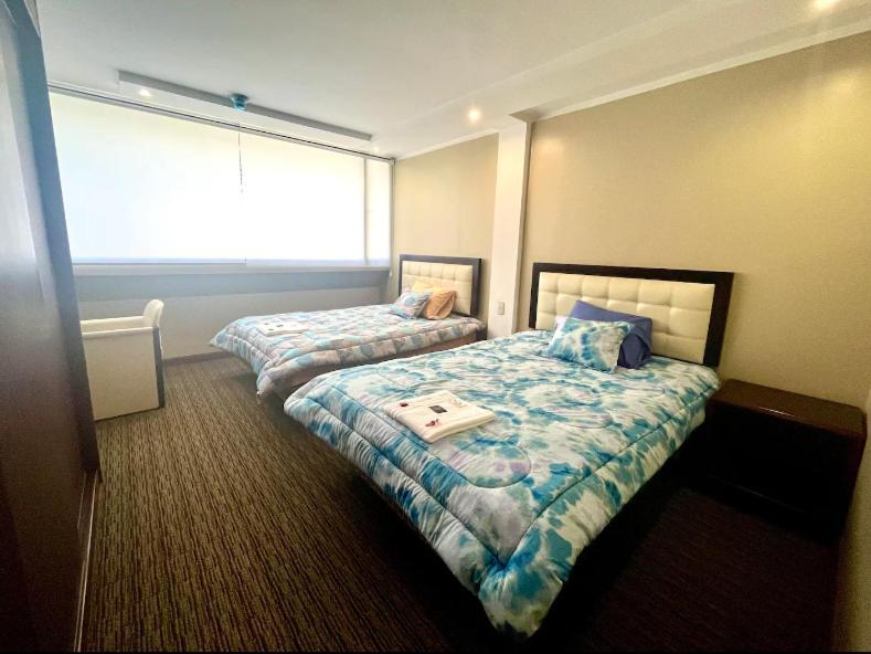 1420 Lujosa Habitacion - Hotel Akros Quito Kültér fotó