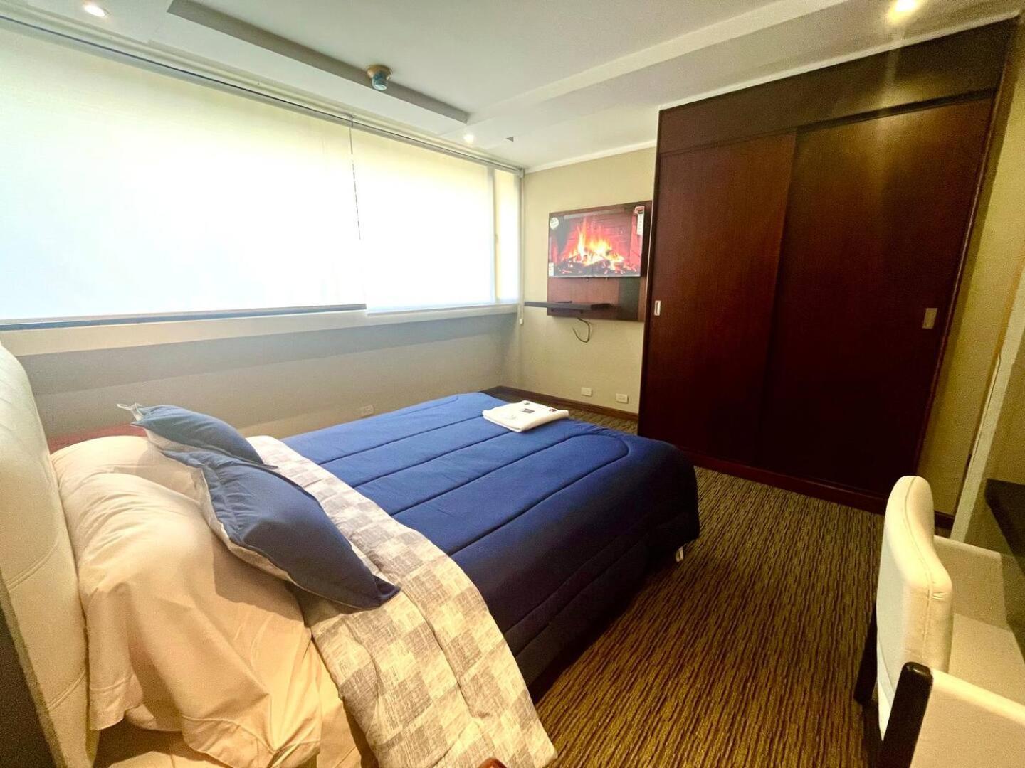 1420 Lujosa Habitacion - Hotel Akros Quito Kültér fotó
