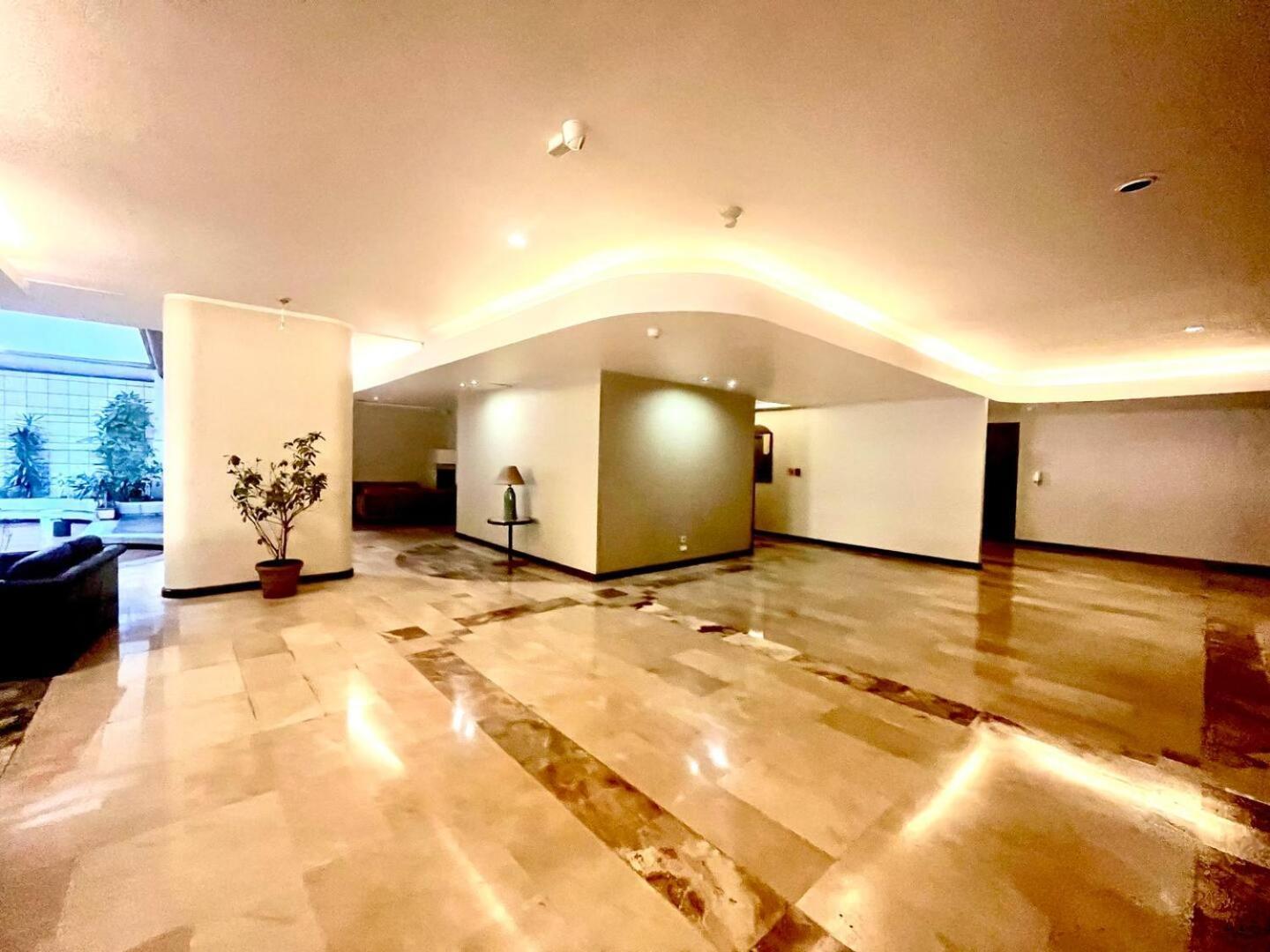 1420 Lujosa Habitacion - Hotel Akros Quito Kültér fotó